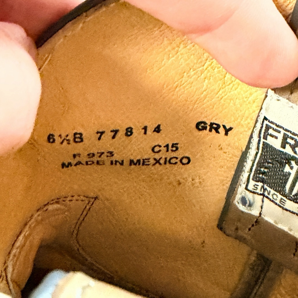 Frye Leather Western Ankle Boots Women 6.5 B Tan Distressed Cowboy Made Mexico - Picture 4 of 16